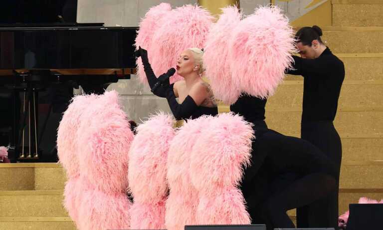 Lady Gaga pone el cabaret en la ceremonia inaugural de los Juegos Olímpicos