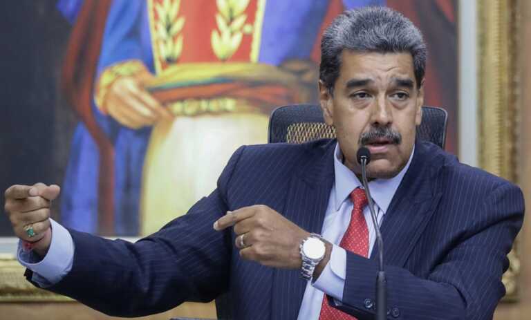 Maduro: González Urrutia y Machado “tienen que estar detrás de la reja”