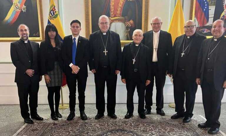 Llega al país el nuevo Nuncio Apostólico Alberto Ortega Martin