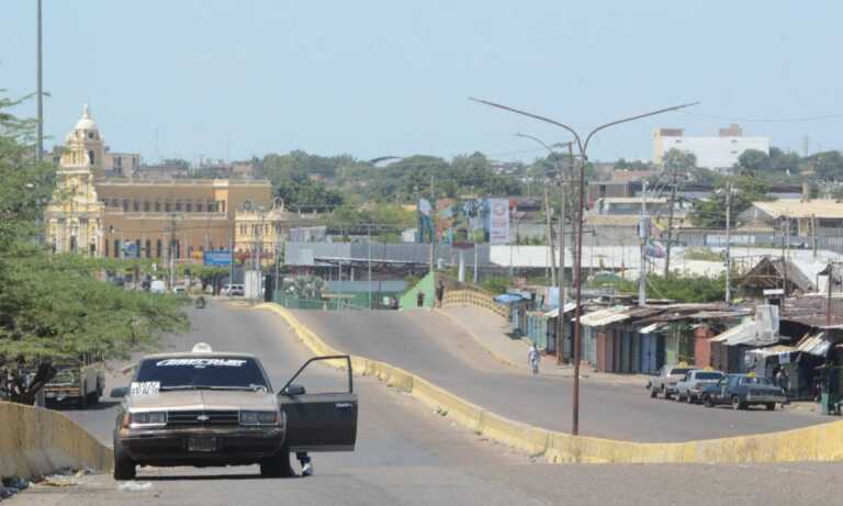 Calles desoladas y comercios cerrados muestran una Maracaibo “de luto”