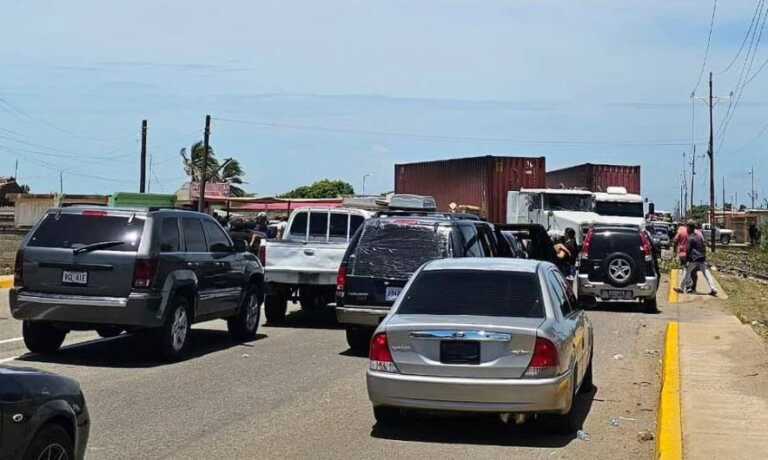 Reportan tres protestas este viernes en Guajira por transformadores