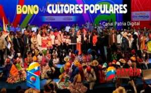 Entregan el bono Cultores Populares de noviembre por Patria