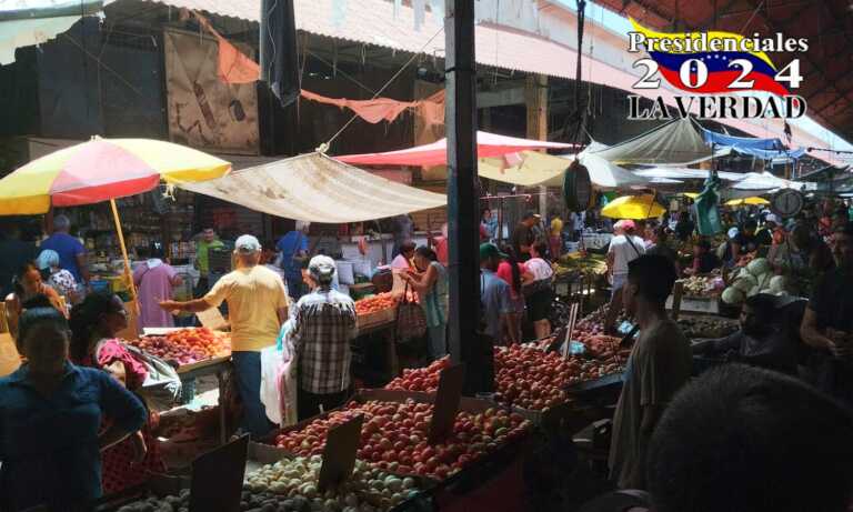 Marabinos se abastecen de alimentos e insumos ante las presidenciales