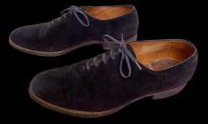 Subastan zapatos de Elvis Presley por 152 mil dólares