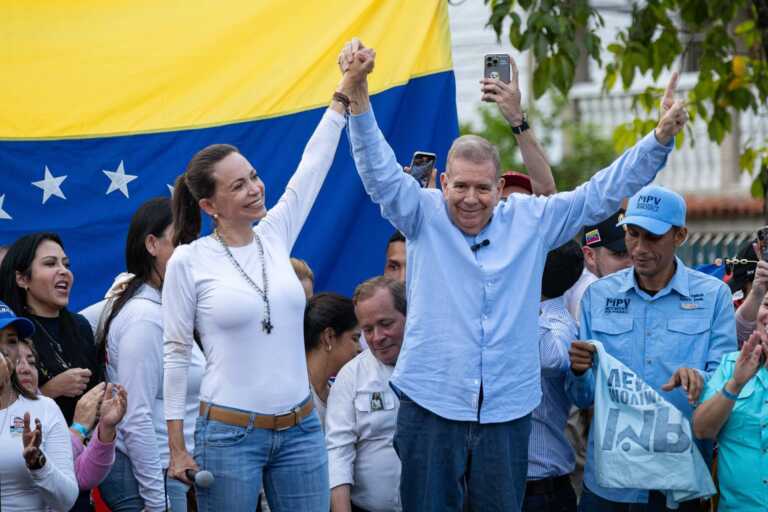 Conceden el Premio al Coraje de derechos humanos a González y Machado