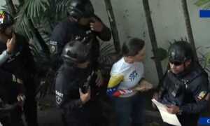 PNB impide por minutos el avance de la caravana de Edmundo González