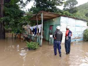 Gobierno contabiliza 8 mil viviendas afectadas por desbordamiento de río en Cumanacoa