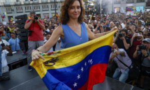 Ayuso urge al Gobierno español liderar la lucha por la libertad en Venezuela