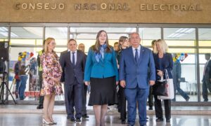Centro Carter afirma que el CNE fue poco transparente durante el 28J