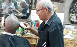 El barbero Carlos Noguera: “He vivido 68 años en Maracaibo, a la que no cambiaría si nazco dos veces”