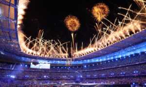 París cierra los Juegos Olímpicos con una brillante ceremonia