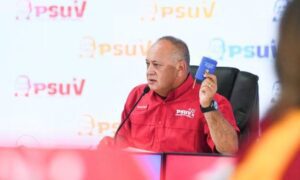 Cabello a rector Delpino: Abandonaste el cargo y quedarás como un traidor a la patria
