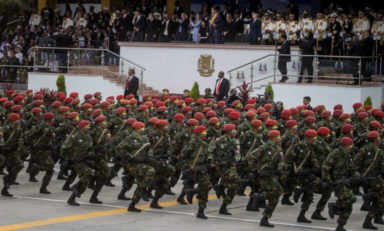 La Fanb ratifica “absoluta lealtad y subordinación” a Nicolás Maduro