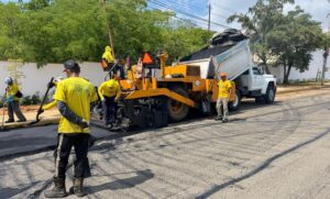 Inician trabajos de reasfaltado en la avenida 3F en Maracaibo