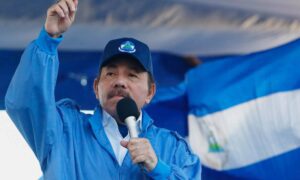 Gobierno de Nicaragua ilegaliza otras 1.500 oenegés y traspasa sus bienes al Estado