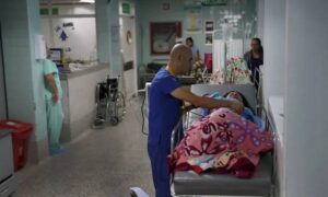 Gobierno asegura que garantizará operatividad de los hospitales pese al apagón