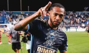 José “Brujo” Martínez ya se encuentra en Brasil para firmar con Corinthians