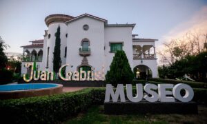 La casa de Juan Gabriel reabre como museo a 8 años de su muerte