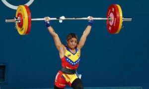 Katherin Echandía finaliza novena en los -49 kilos de halterofilia
