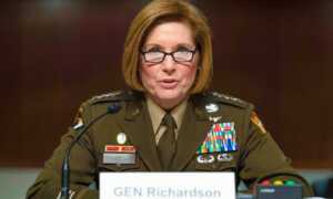 Jefa del Comando Sur de EE. UU.: La solución en Venezuela es democrática, no militar