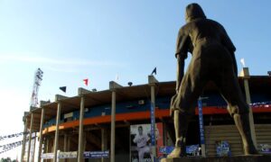 Avanzan reparaciones del estadio Luis Aparicio ante la mirada de la MLB