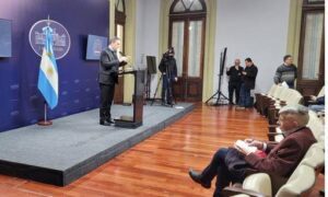 Argentina reitera que instituciones venezolanas “acompañan” al “dictador” Maduro