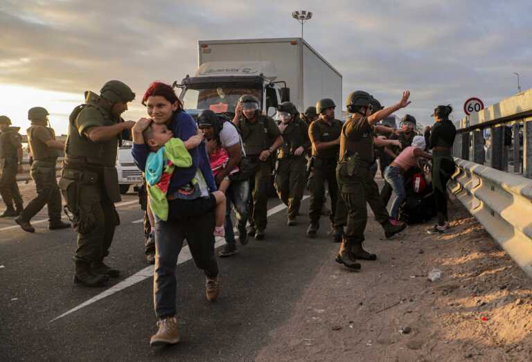 Chile advierte que podrían llegar otros 300 mil venezolanos por posible ola migratoria