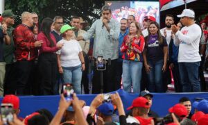 Maduro llama al mundo “respetar” su reelección, a un mes del controvertido resultado