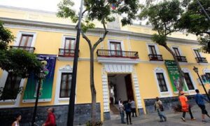 Gobierno emite “alerta máxima de viaje” a quienes vivan o planeen ir a EE. UU.