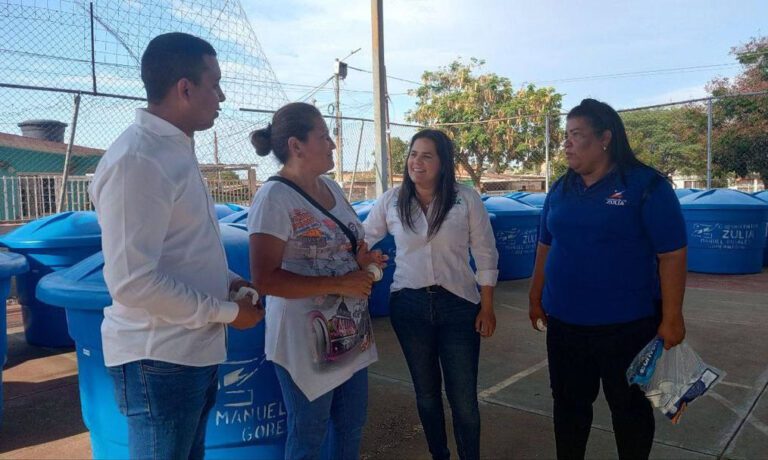 Gobernación beneficia a más de 150 familias en la parroquia Juana de Ávila