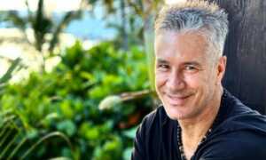 Fernando Carrillo se despide de las redes sociales: “Yo no los juzgaría jamás”