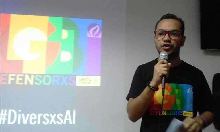 Tras seis horas retenido en Maiquetía, liberan al activista Lgbtiq+ Yendri Velásquez