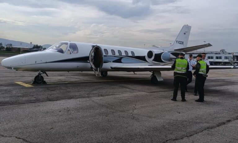 Pasajeros del avión venezolano en Cúcuta eran de la Guardia de Honor de Maduro