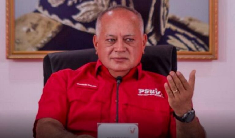 Cabello asegura que salida de González Urrutia “fue conversada y trabajada”