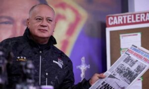 Cabello se burla de la salida de Edmundo González: “Estoy muy triste”