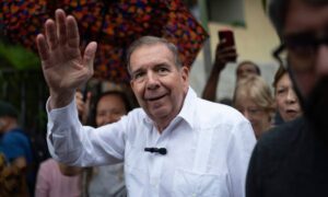 Chile y Ecuador también rechazan orden de arresto contra González Urrutia