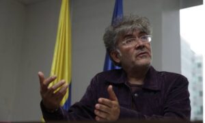 Renuncia el director de Migración Colombia
