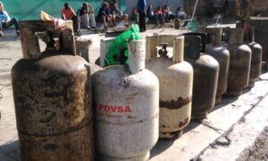 Piden al Gobierno nacional revisar el estado de las bombonas de gas