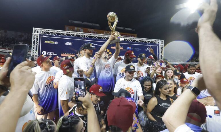 Gladiadores de Anzoátegui se convierten en bicampeones del baloncesto nacional