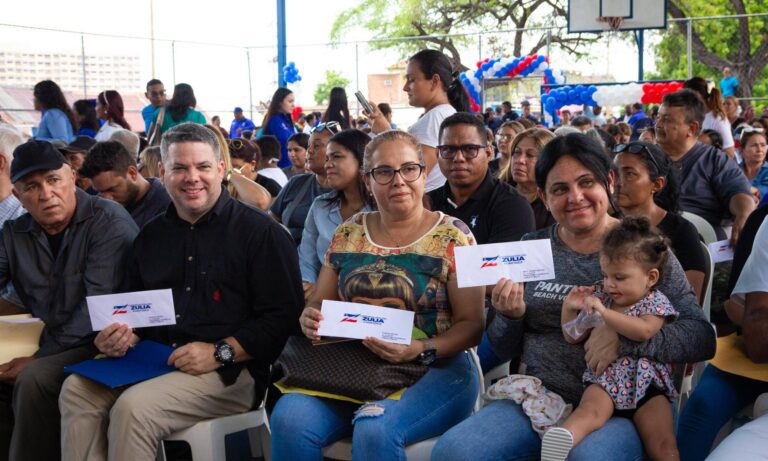 Más de mil familias se benefician de los créditos otorgados por la Gobernación