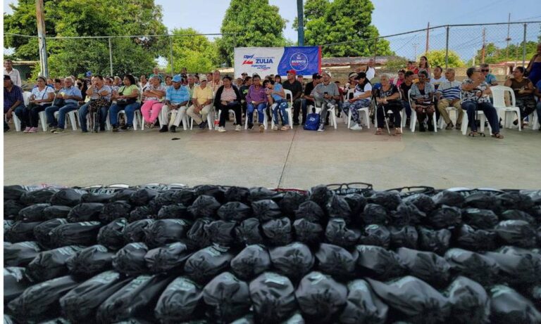 Gobernación beneficia a casi 600 personas de la parroquia Ambrosio del municipio Cabimas