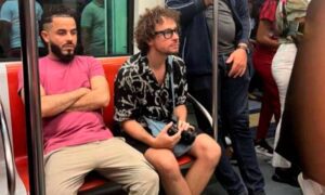 Retienen en Santo Domingo a Luisito Comunica por grabar en el metro