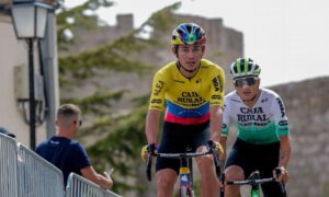 El ciclista venezolano Orluis Aular firma por Movistar Team para las próximas dos temporadas