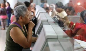 Pagan este lunes la pensión de octubre: $0,78 a BCV