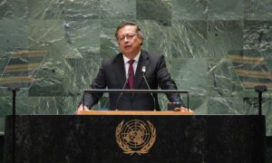 Petro dice que Colombia y Brasil no reconocerán a Maduro si no presenta las actas