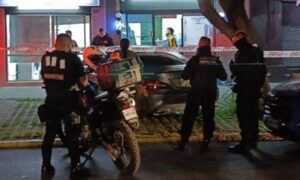 Tirotean a barbero venezolano para robarle gargantilla de oro en Chile