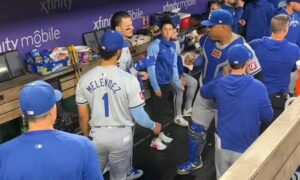 Salvador Pérez suma otro juego multihits y acerca a los Royals a la postemporada