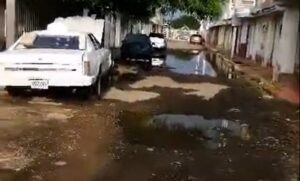Aguas servidas vuelven a colapsar los sectores 8, 9 y 10 de San Jacinto