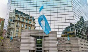 Argentina insta a CPI a solicitar orden de detención contra Maduro