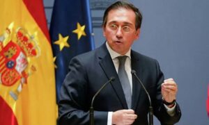 Canciller español agradece a Edmundo González que defienda la verdad sobre su exilio
